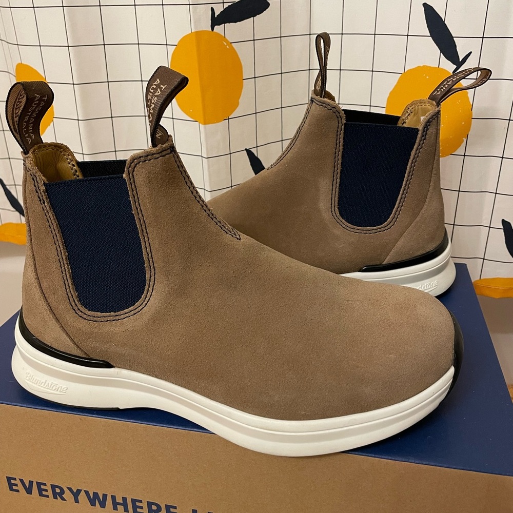Blundstone Chelsea Boot (sand) active